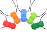 Gryzak, Naszyjnik w kształcie Auta - 11