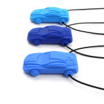 Gryzak, Naszyjnik w kształcie Auta - 14