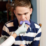 Right Bite nasadka do nauki porcjowania pokarmu - 2